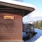 In Woergl Near Lift 木屋 布里克森谷地霍普夫加尔滕